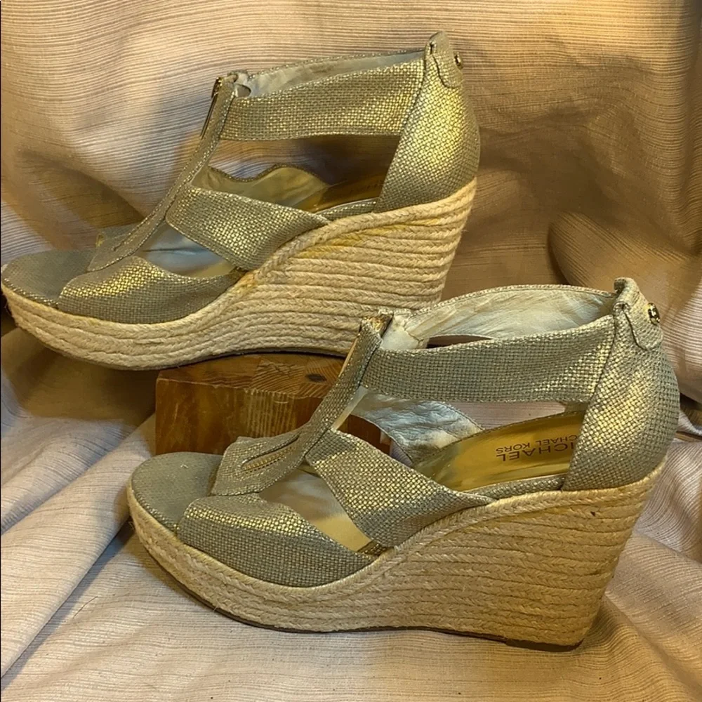 Michael Kors almost NEW worn once, EUC espadrilles